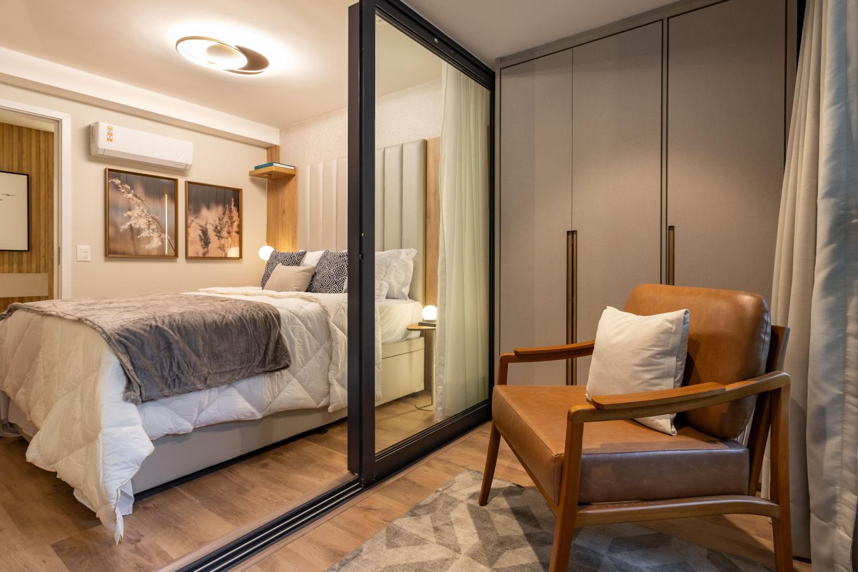 Luxuosos Apartamentos por Temporada na Atlântica à Beira-Mar, Copacabana