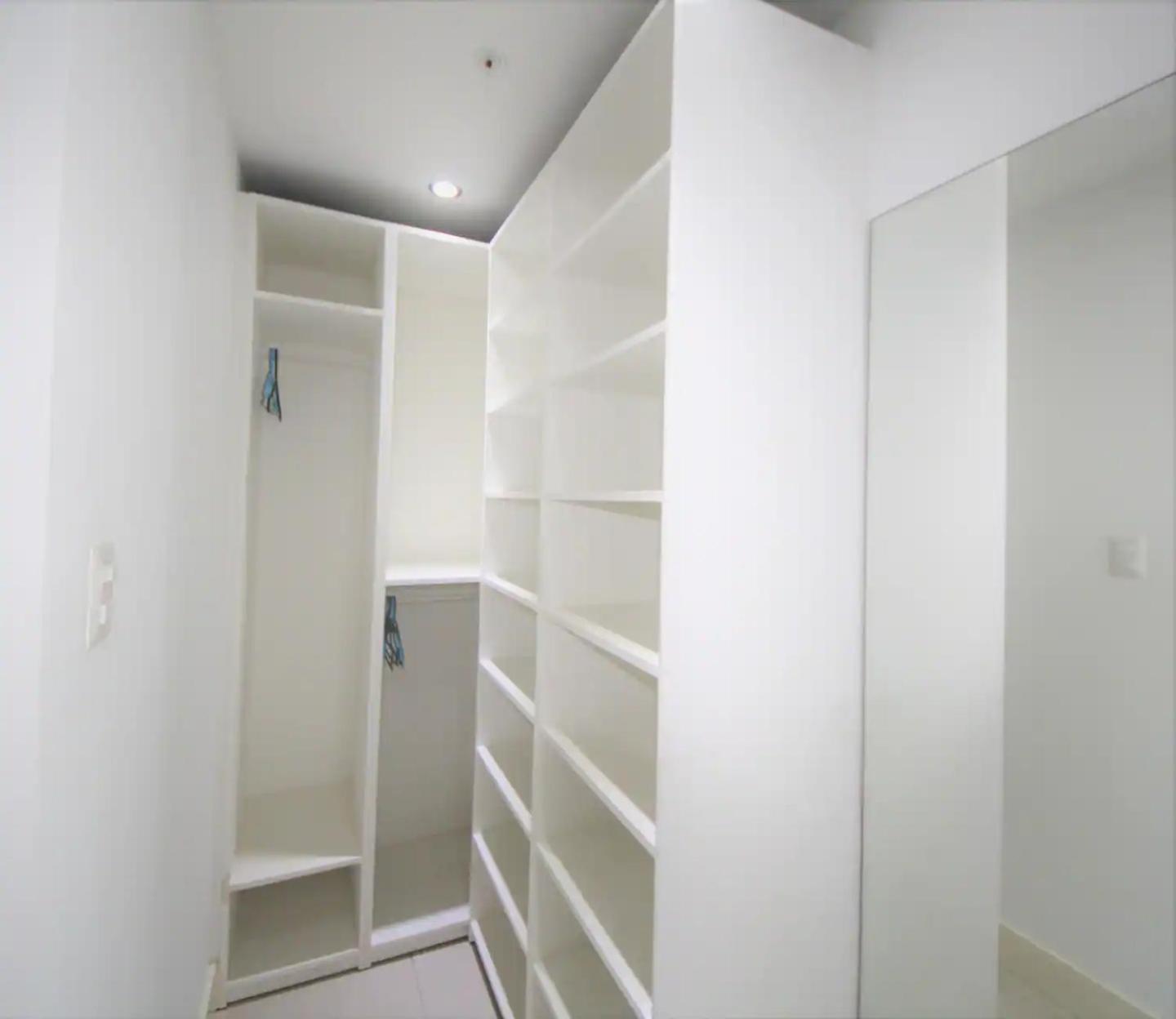 Family Apartment on Palm Beach. No car needed