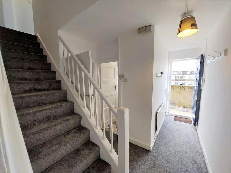 3 bedroom Flat in Hoxton London
