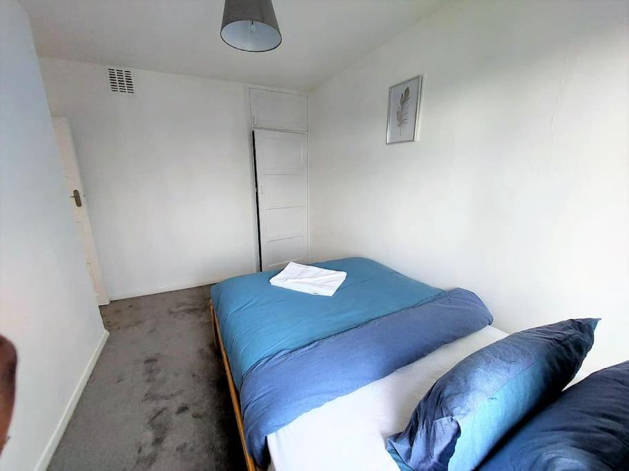 3 bedroom Flat in Hoxton London