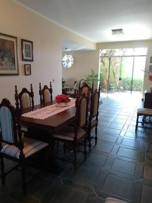 Casa 50m da praia - Enseada/Guarujá