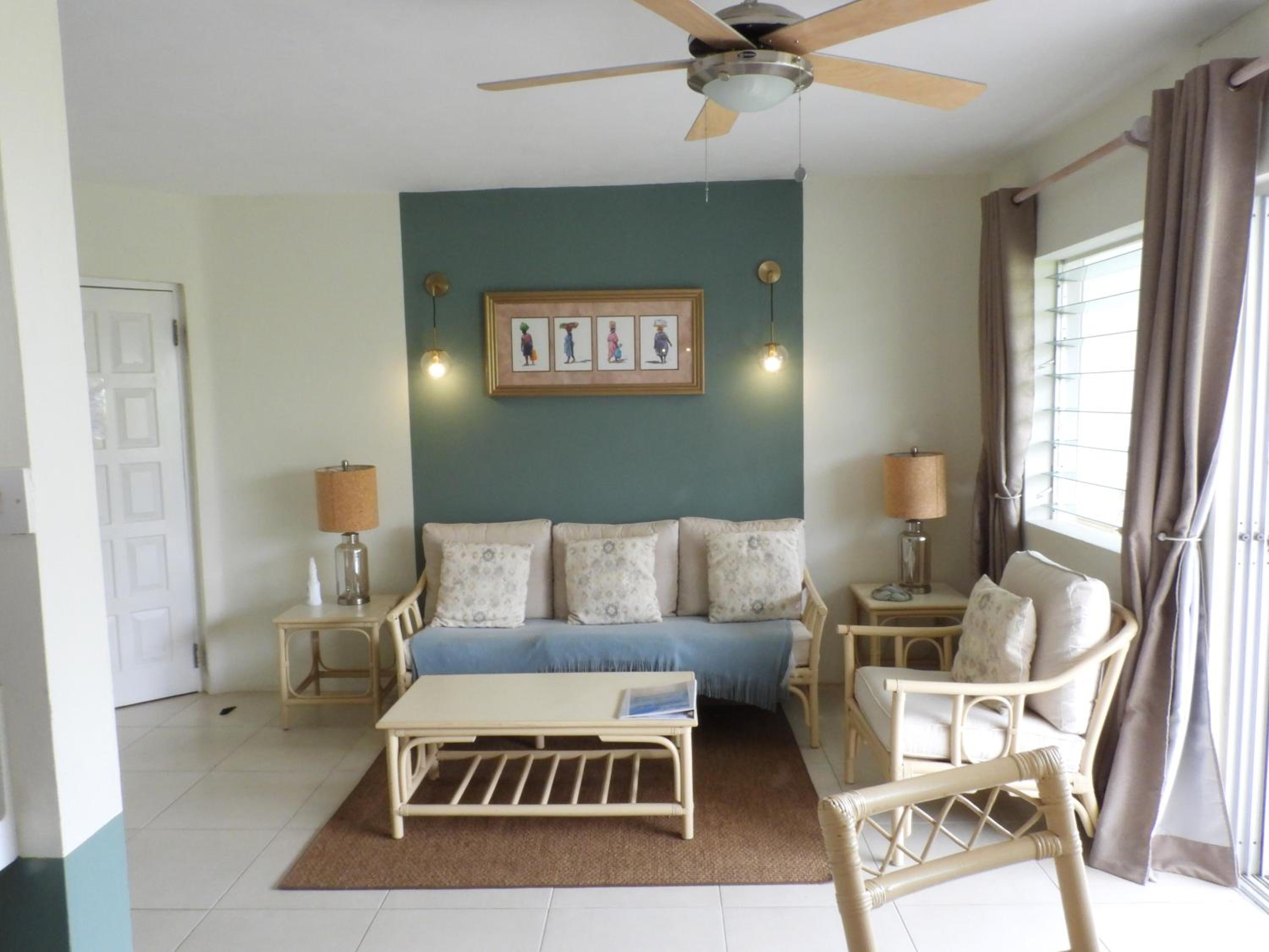 Golden View Apartment