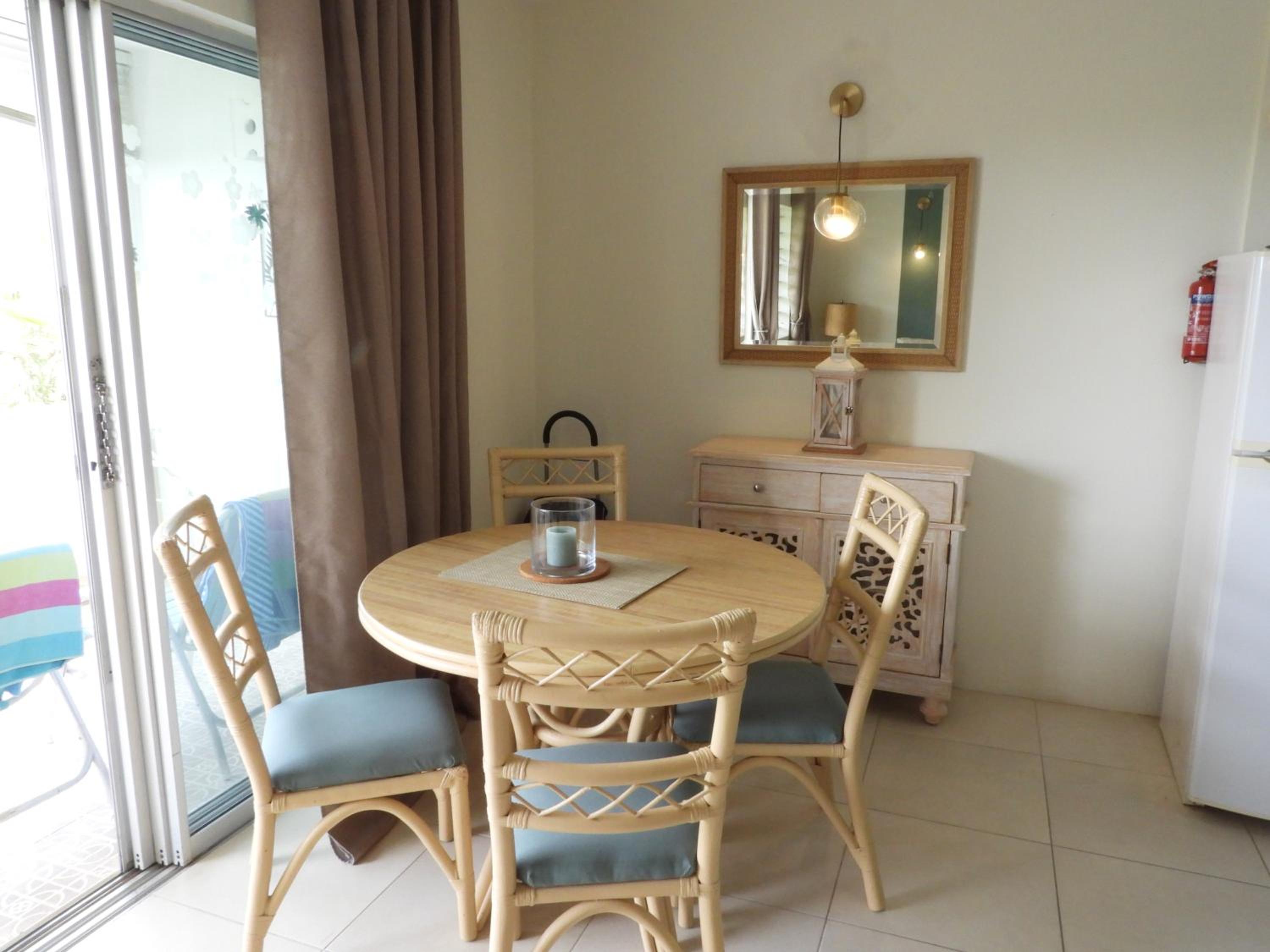 Golden View Apartment