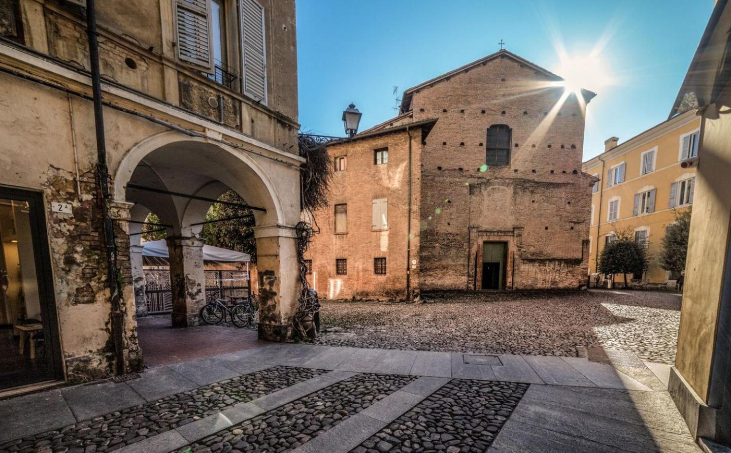 Appartamento in Pomposa, nel cuore della città view 2