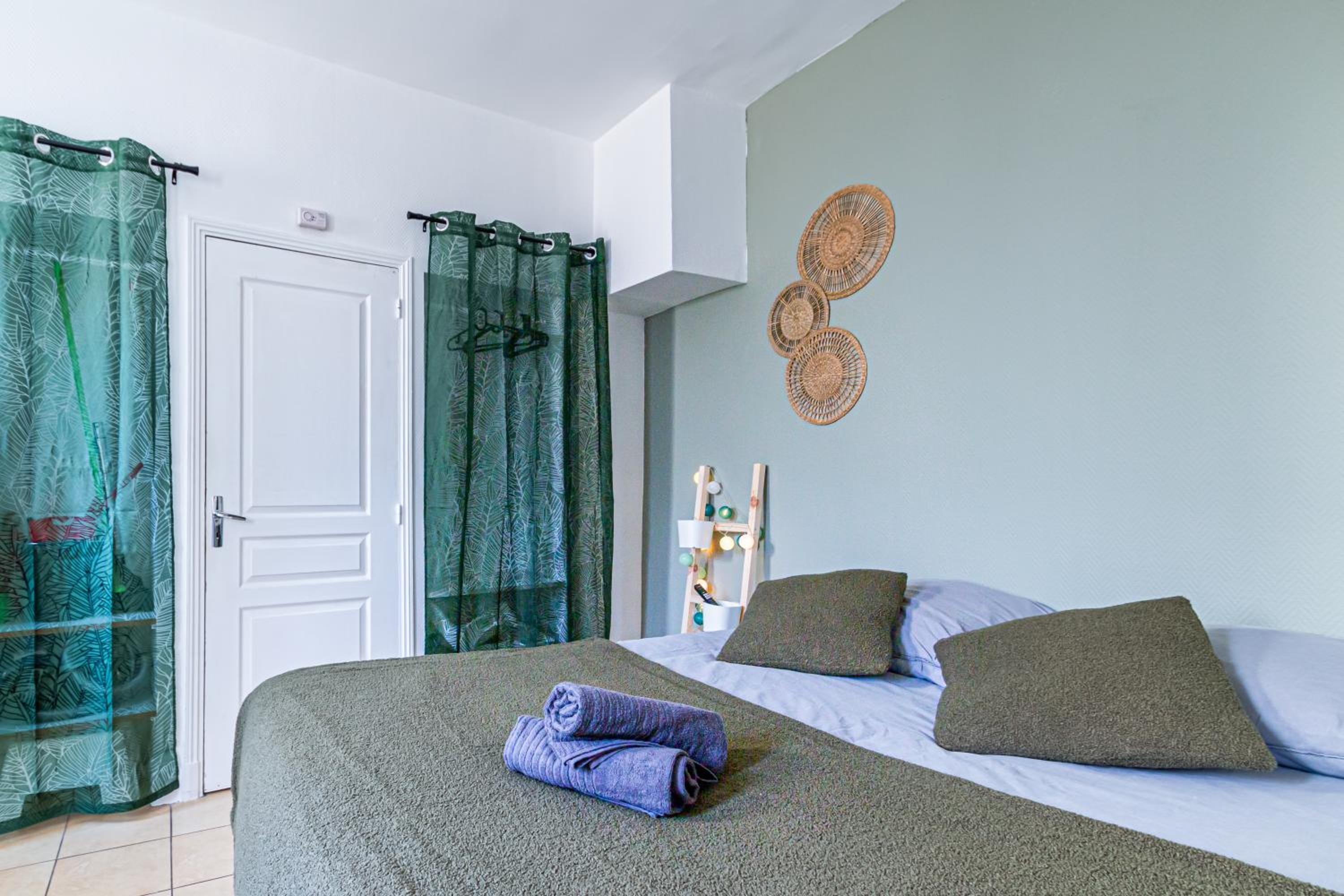 Appart'Hotel BelleEscale Versailles Saint Cyr l'Ecole, photo 51