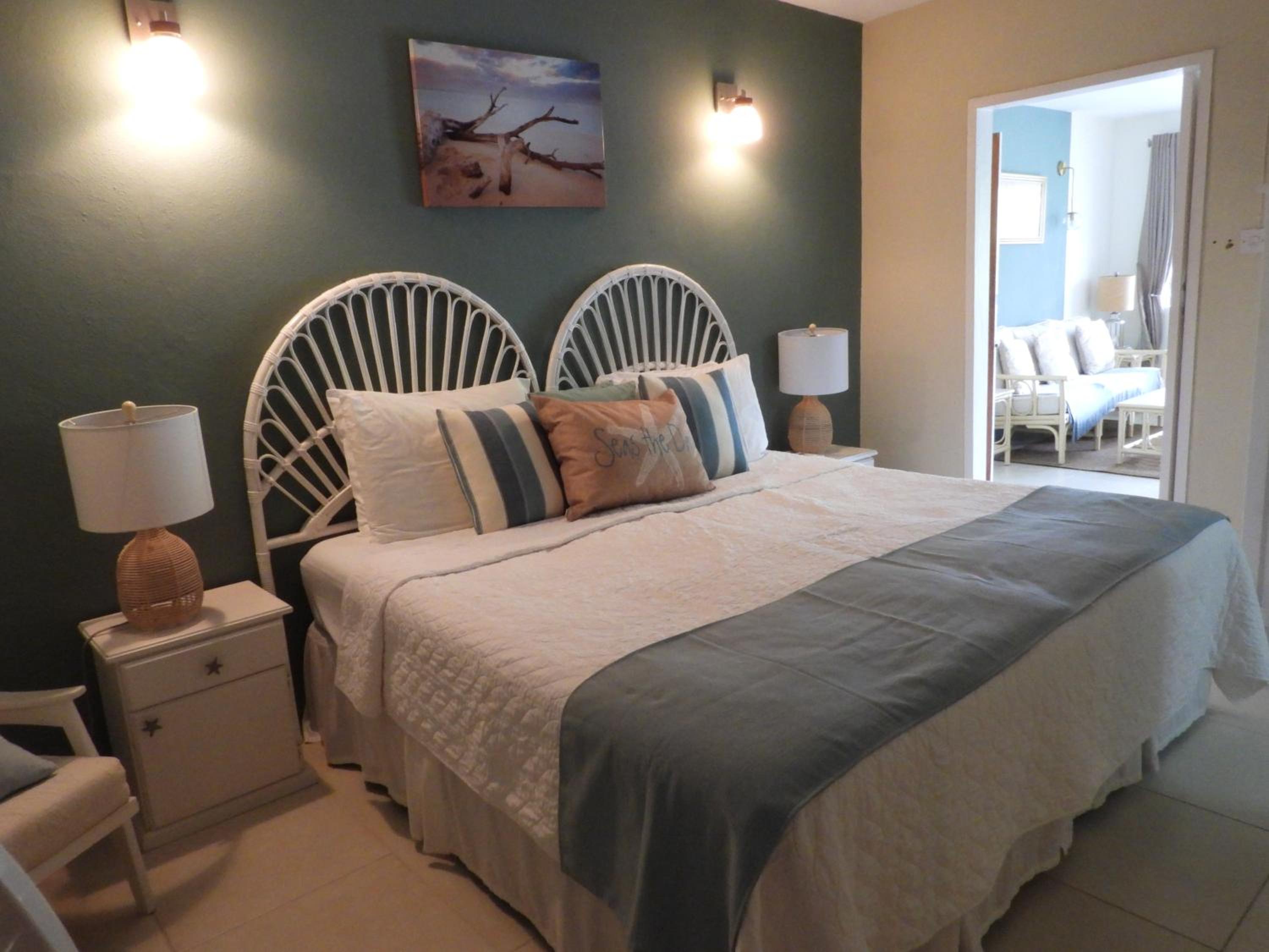 Hotel Golden View Apartment - Image 1