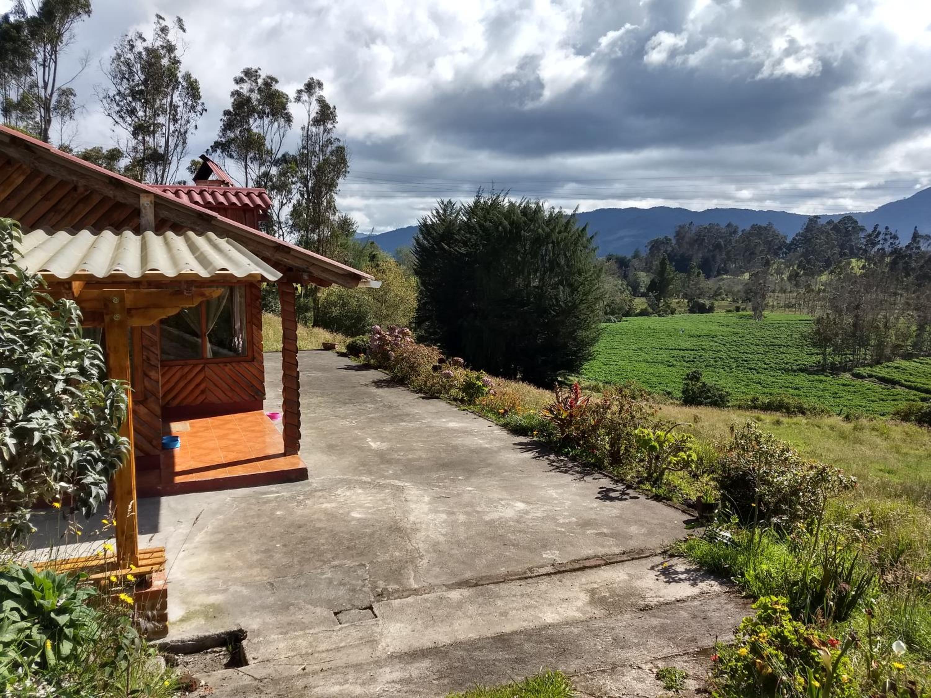 CASA LA KOCHA, Cabin, Hostal en la Laguna de la Cocha