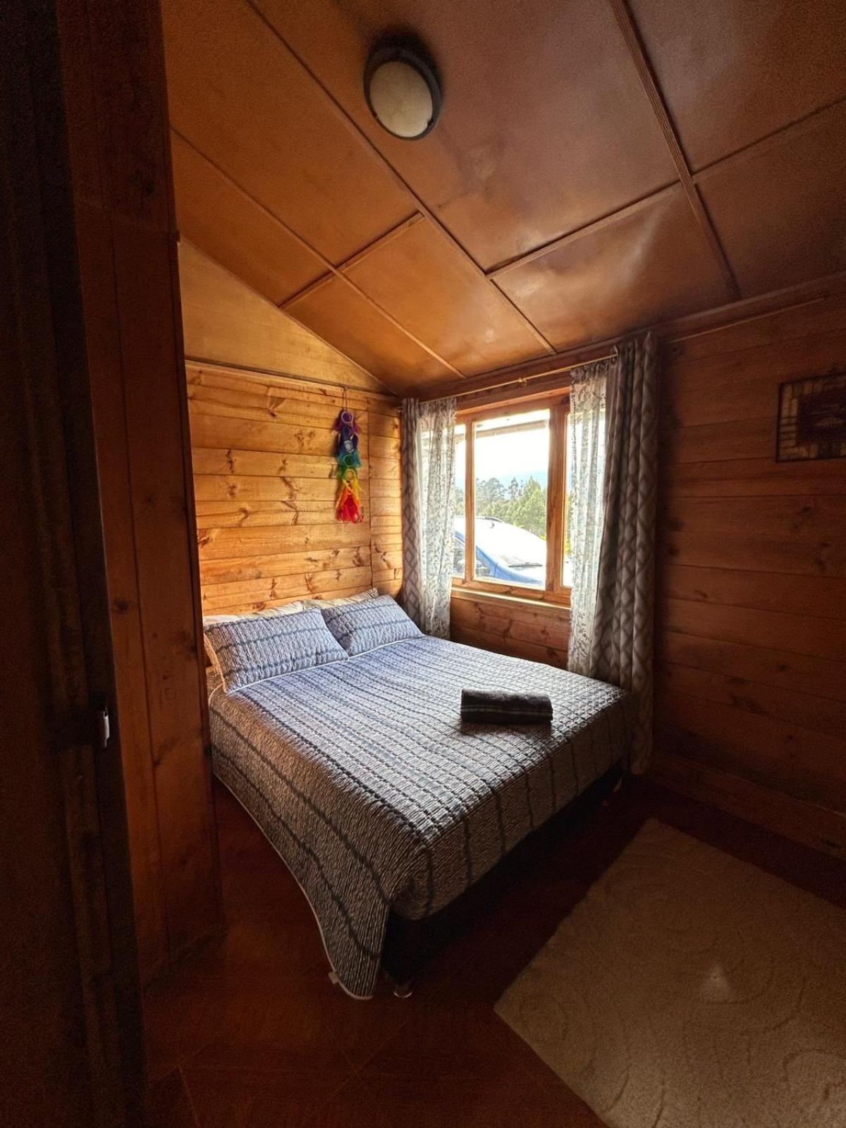 CASA LA KOCHA, Cabin, Hostal en la Laguna de la Cocha