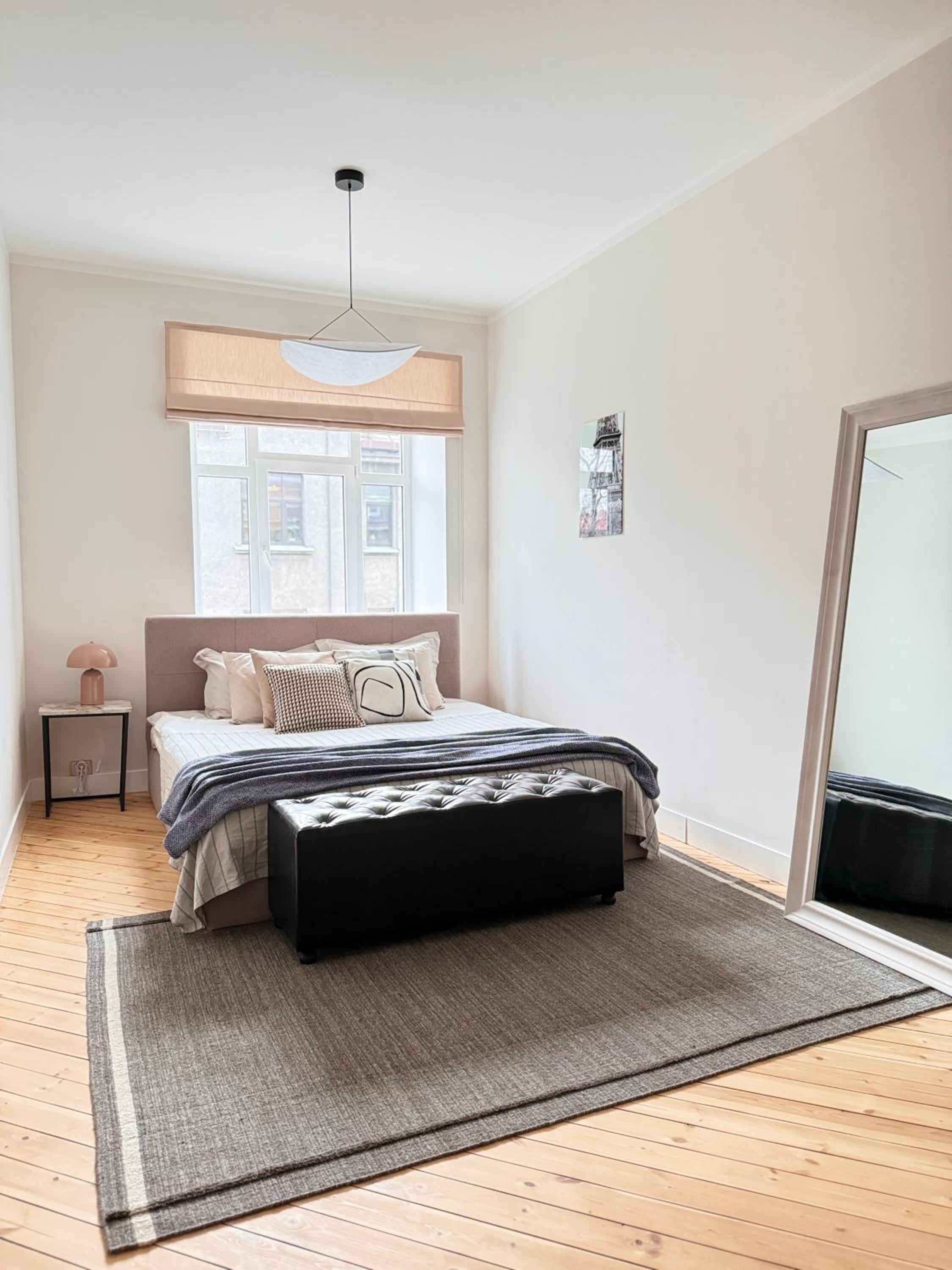 Modern apartment in city center!