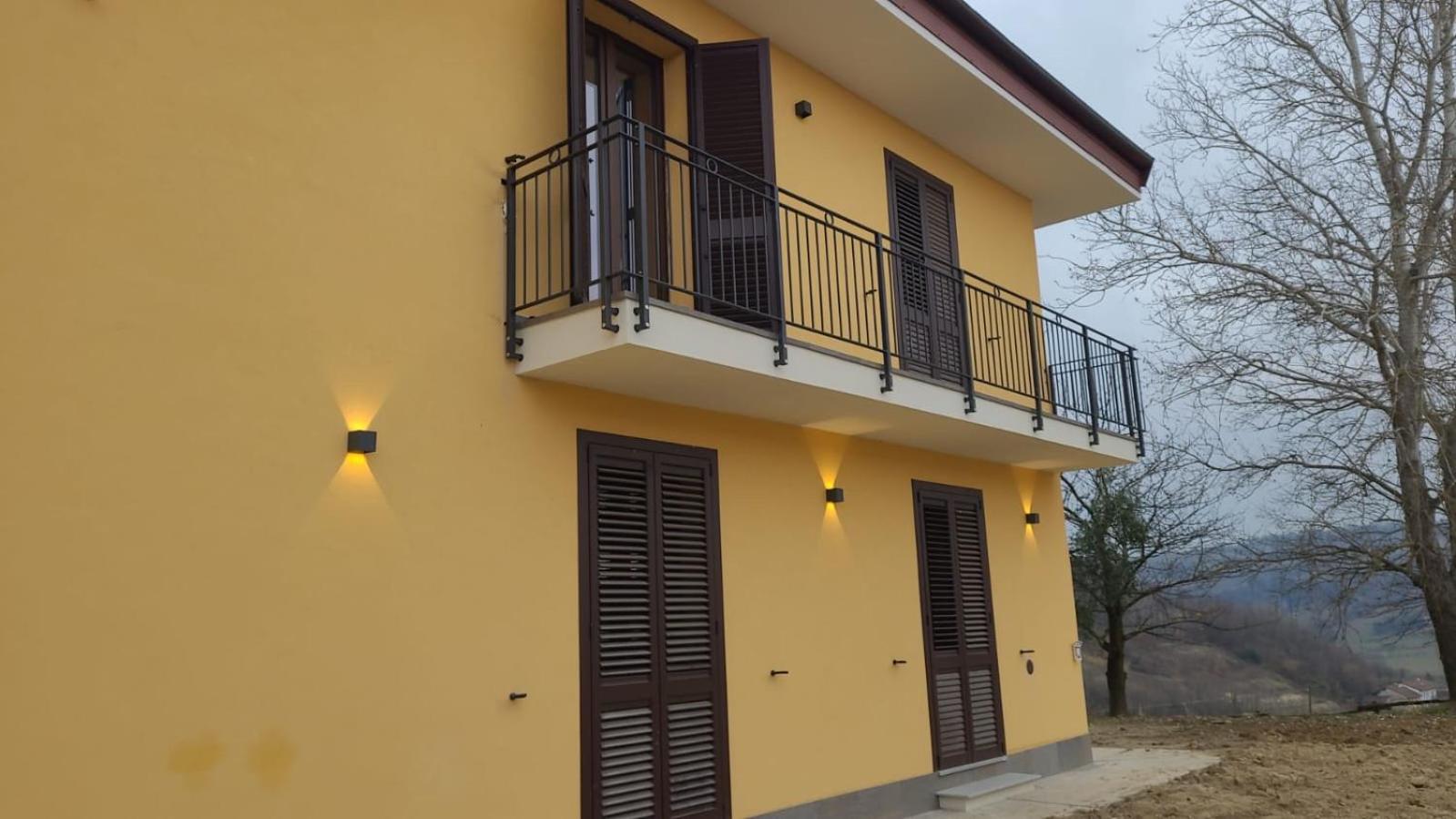 Villa panoramica sulle colline del Monferrato