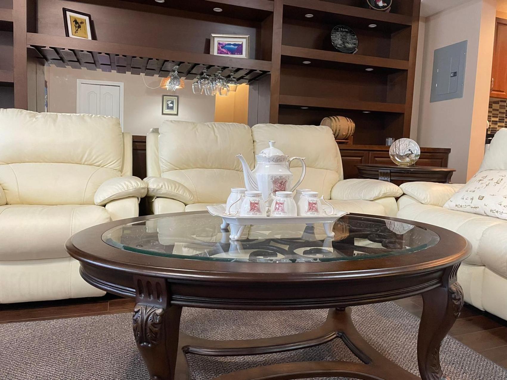 Chinese style two bedrooms suite