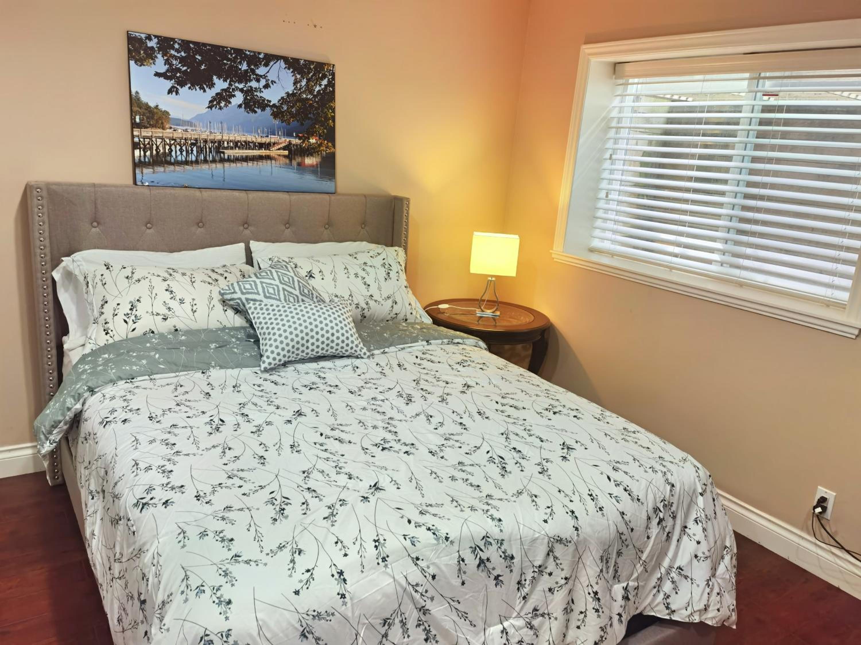 Chinese style two bedrooms suite