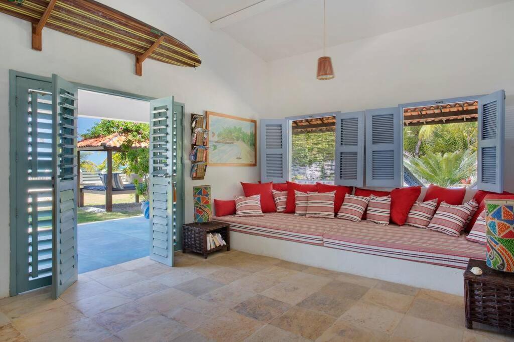 Beachfront 7-bedroom Villa in Taiba - Kitesurfing Paradise