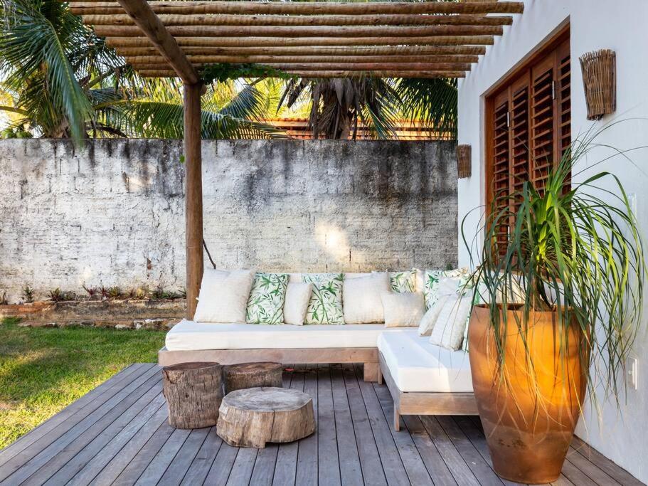 Beachfront 7-bedroom Villa in Taiba - Kitesurfing Paradise