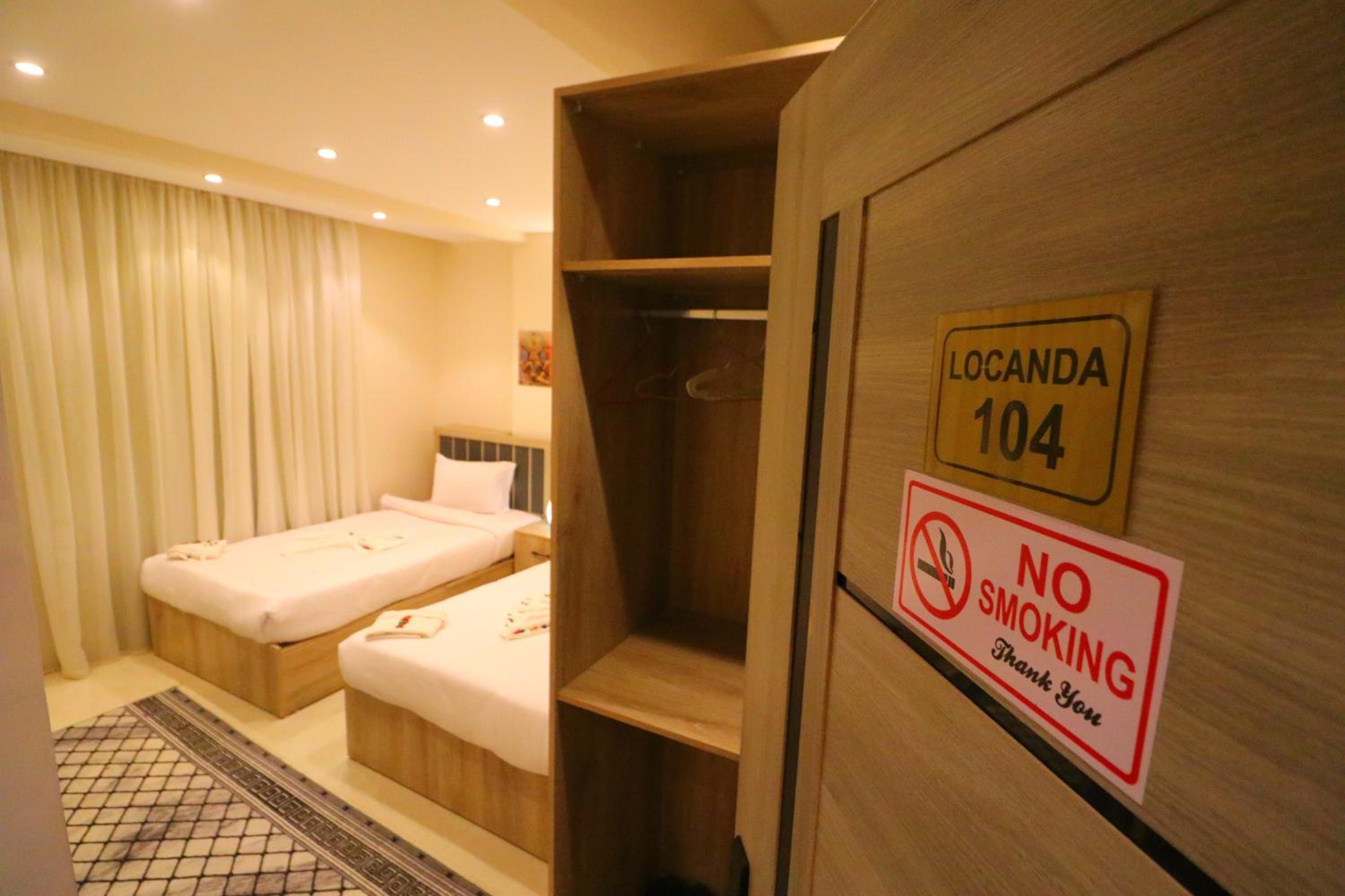 Locanda Pyramids Hotel