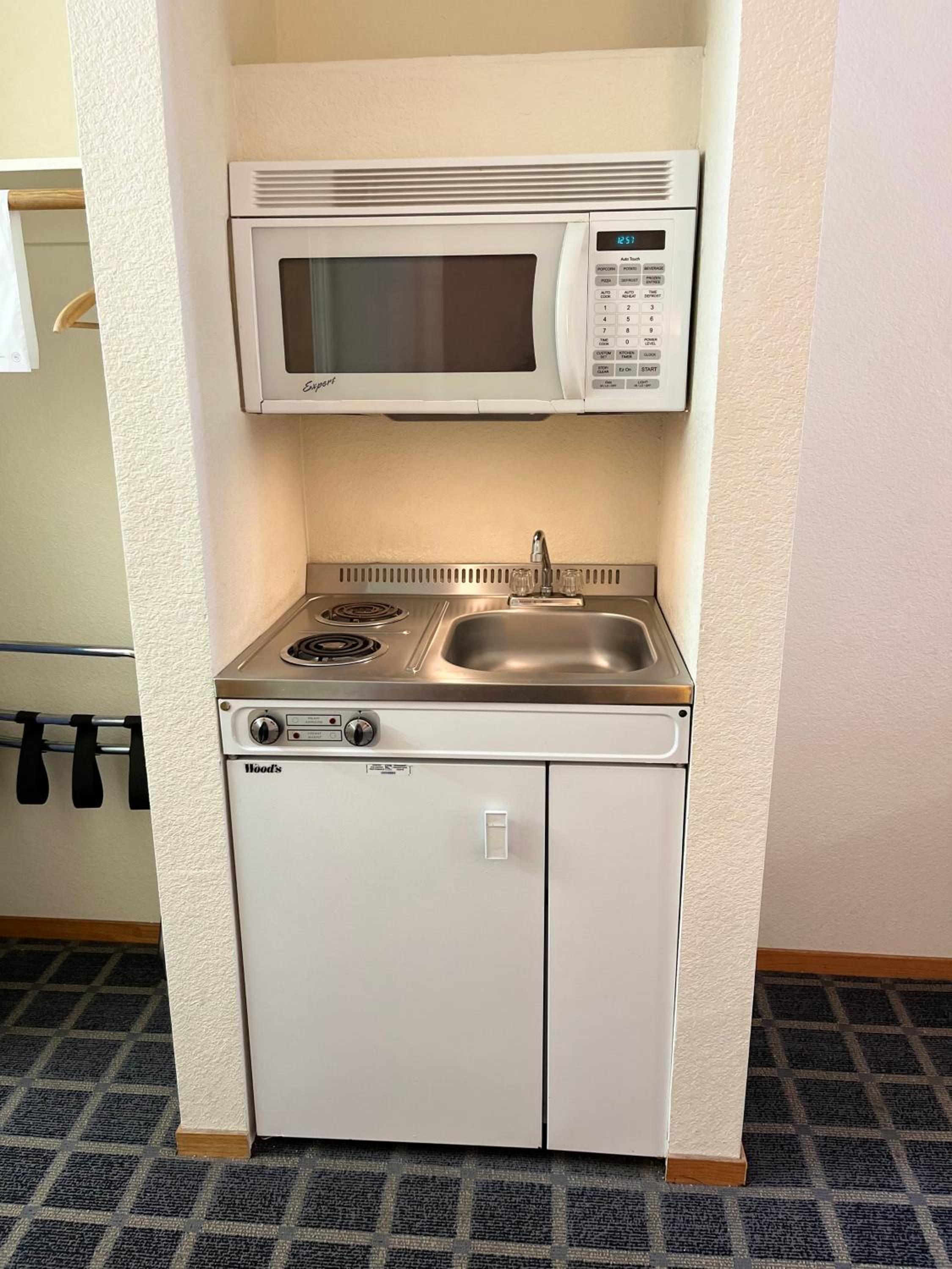 Photo 18