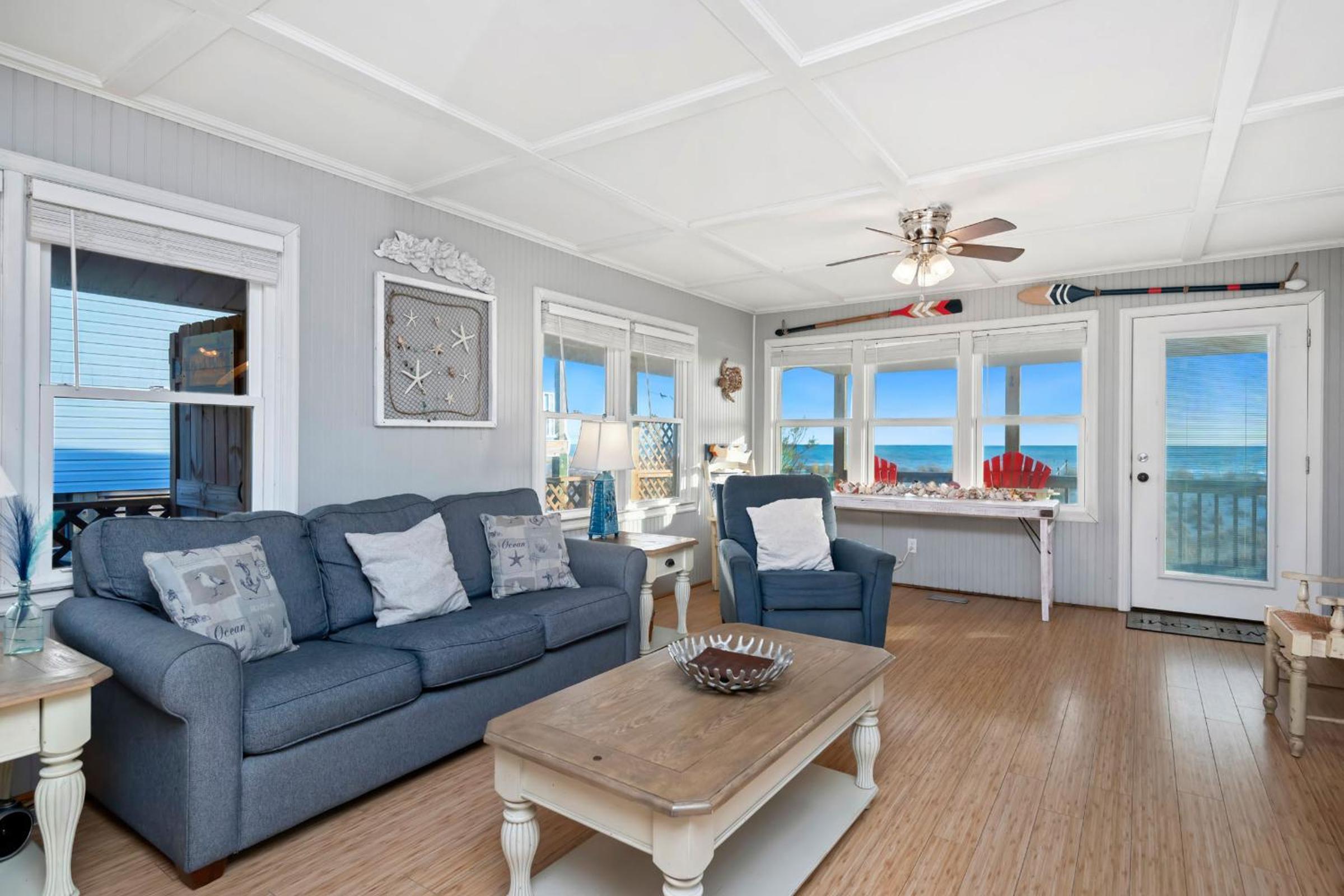 Sandy Dunes by Oak Island Accommodations view 4