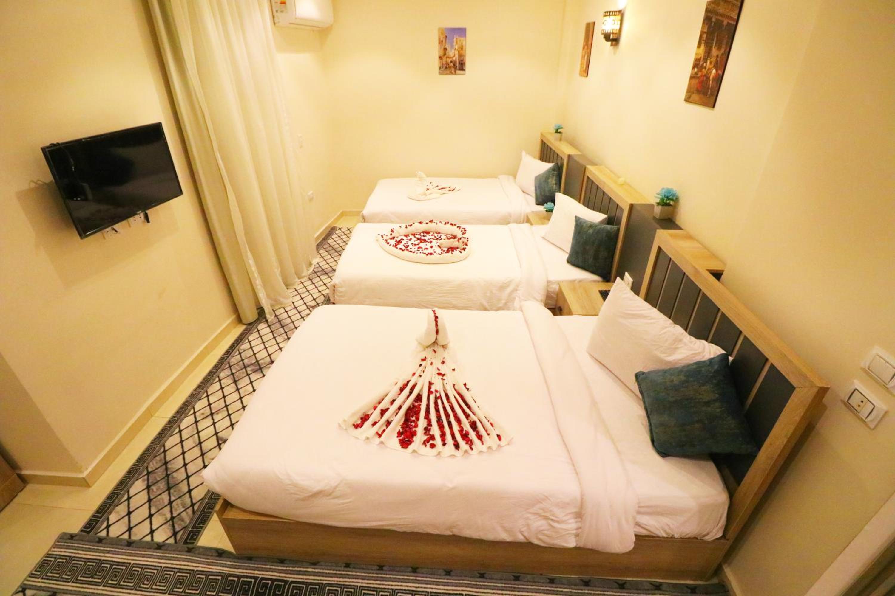 Locanda Pyramids Hotel
