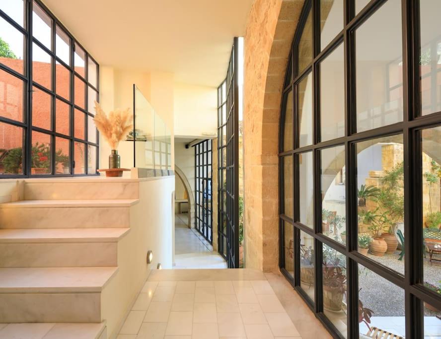 Historic Venetian Castle ideal for family events! view 4