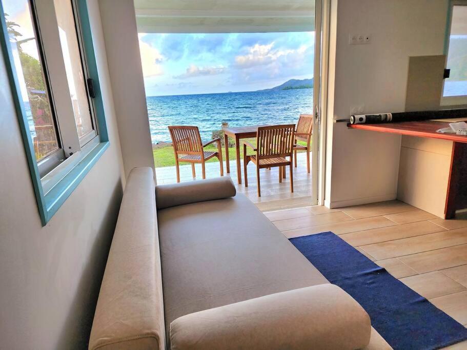 Studio bord de mer Fare Tahitea Pension