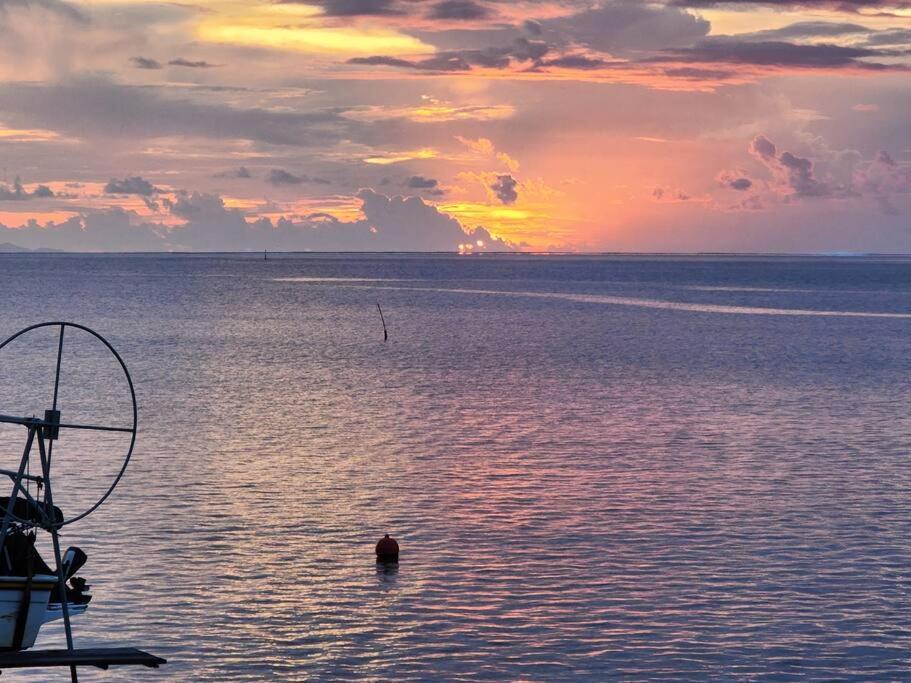 Studio bord de mer Fare Tahitea Pension