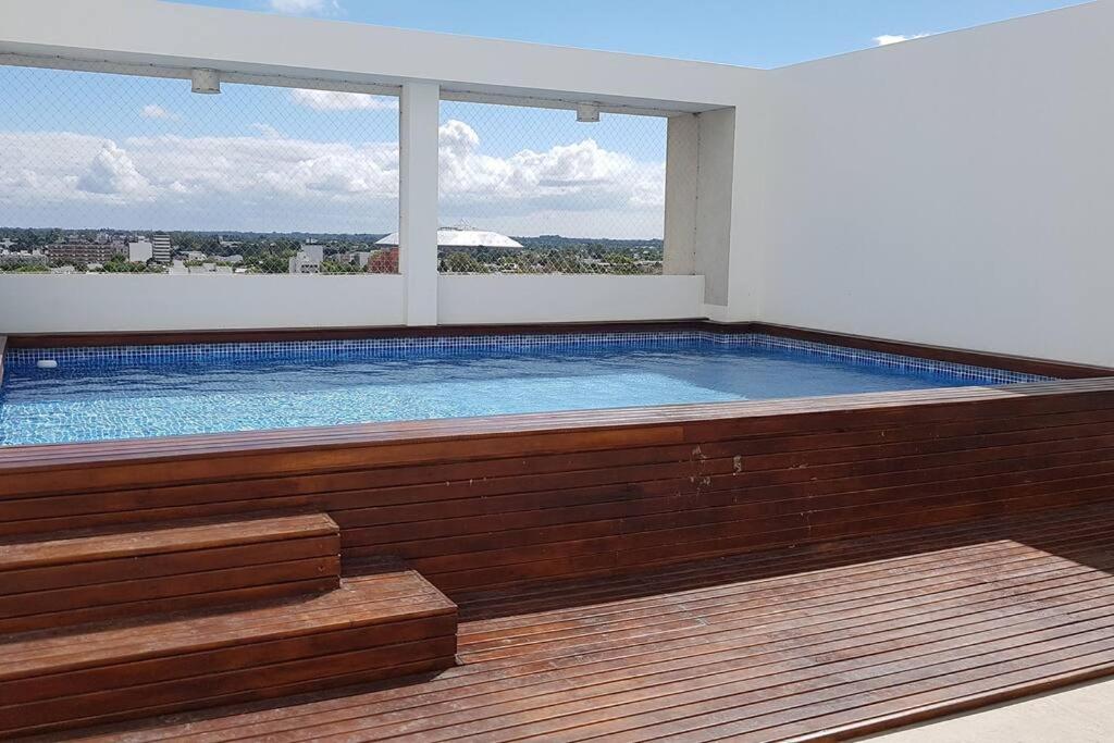 Terrazas Resort monoambiente moderno con piscina