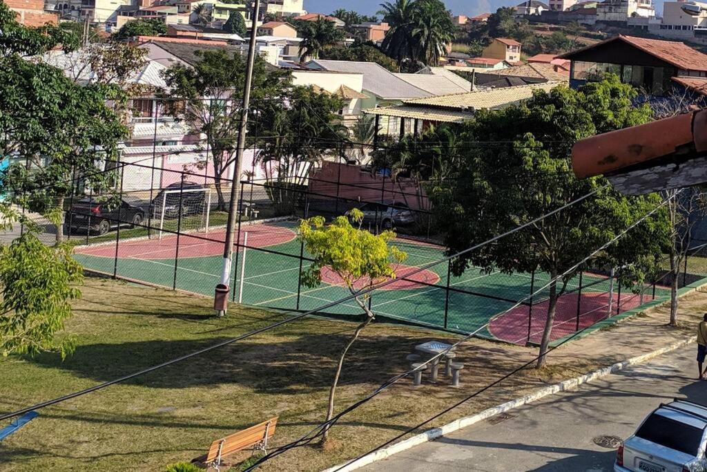 Piscina Churrasqueira e paz Casa de Campo da Jeanne em Campo Grande, Rio de Janeiro