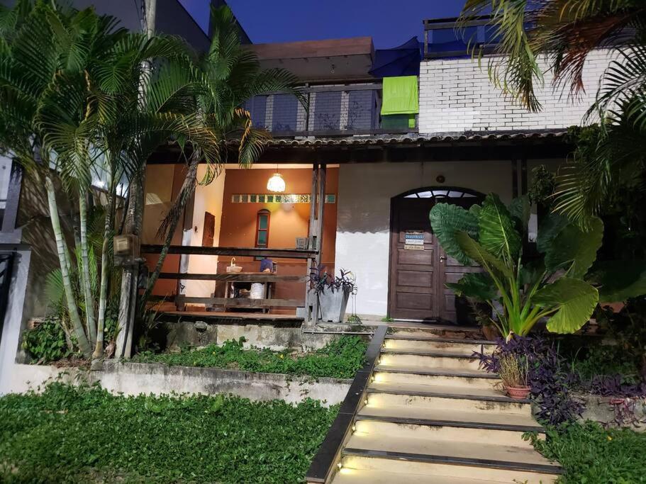 Piscina Churrasqueira e paz Casa de Campo da Jeanne em Campo Grande, Rio de Janeiro