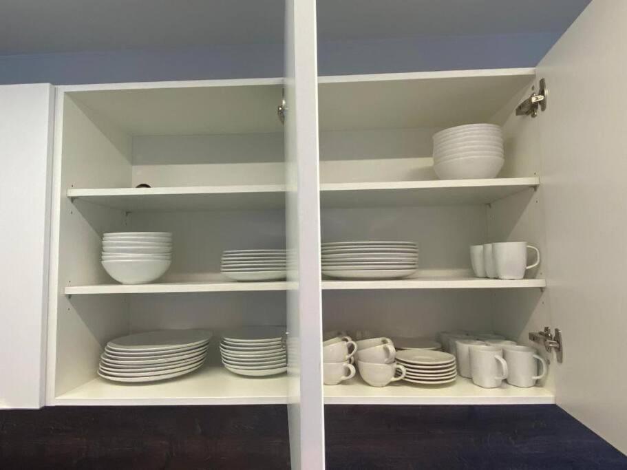 Luxury 2 bedrooms family flat in center w. Parking