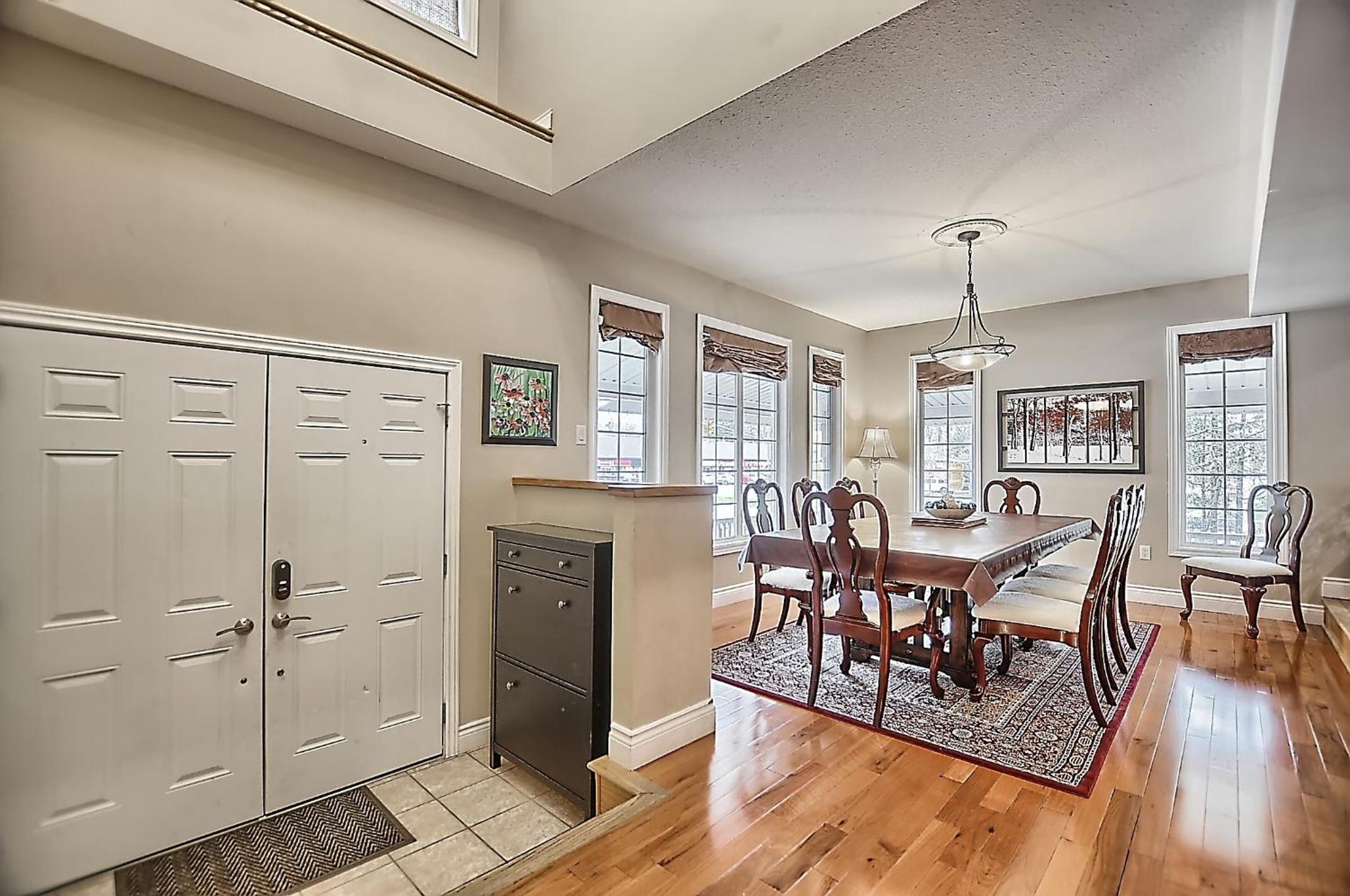 6 Bedroom Executive Cottage near Innisfil Beach Park