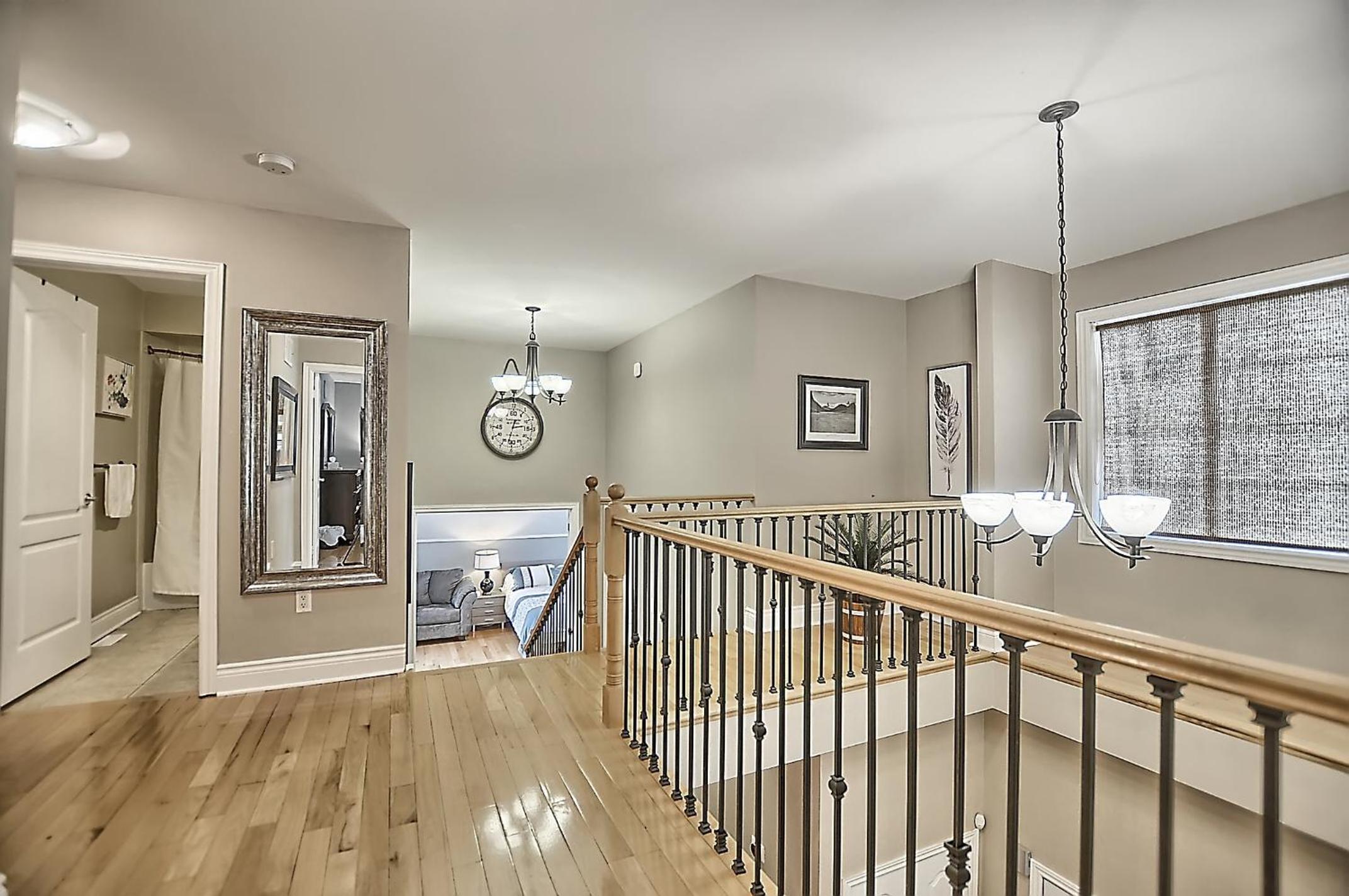 6 Bedroom Executive Cottage near Innisfil Beach Park