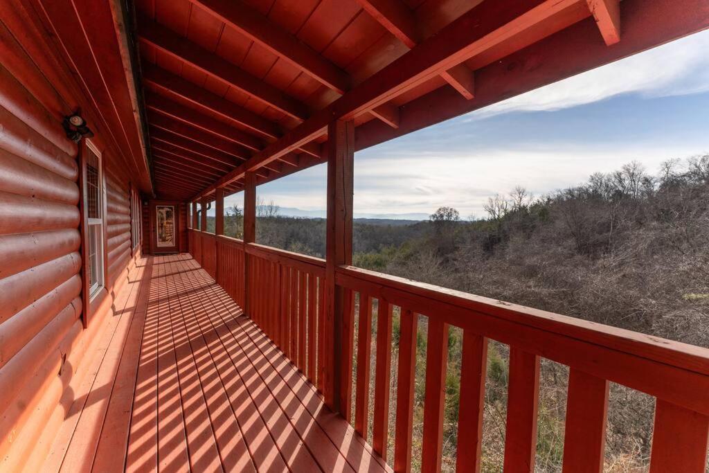 Hotel Peaceful Paradise - Image 1