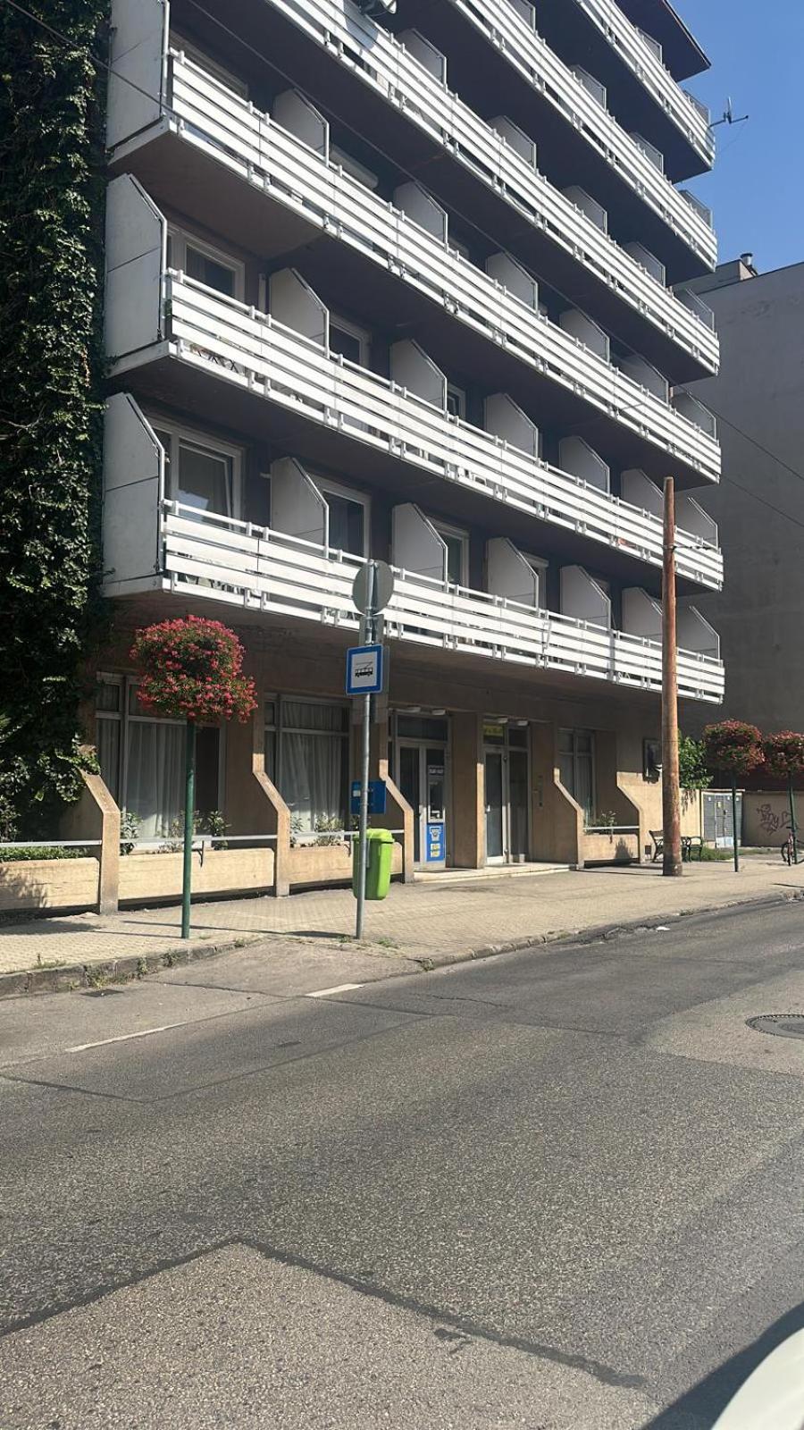Hermina Apartmanok Westend
