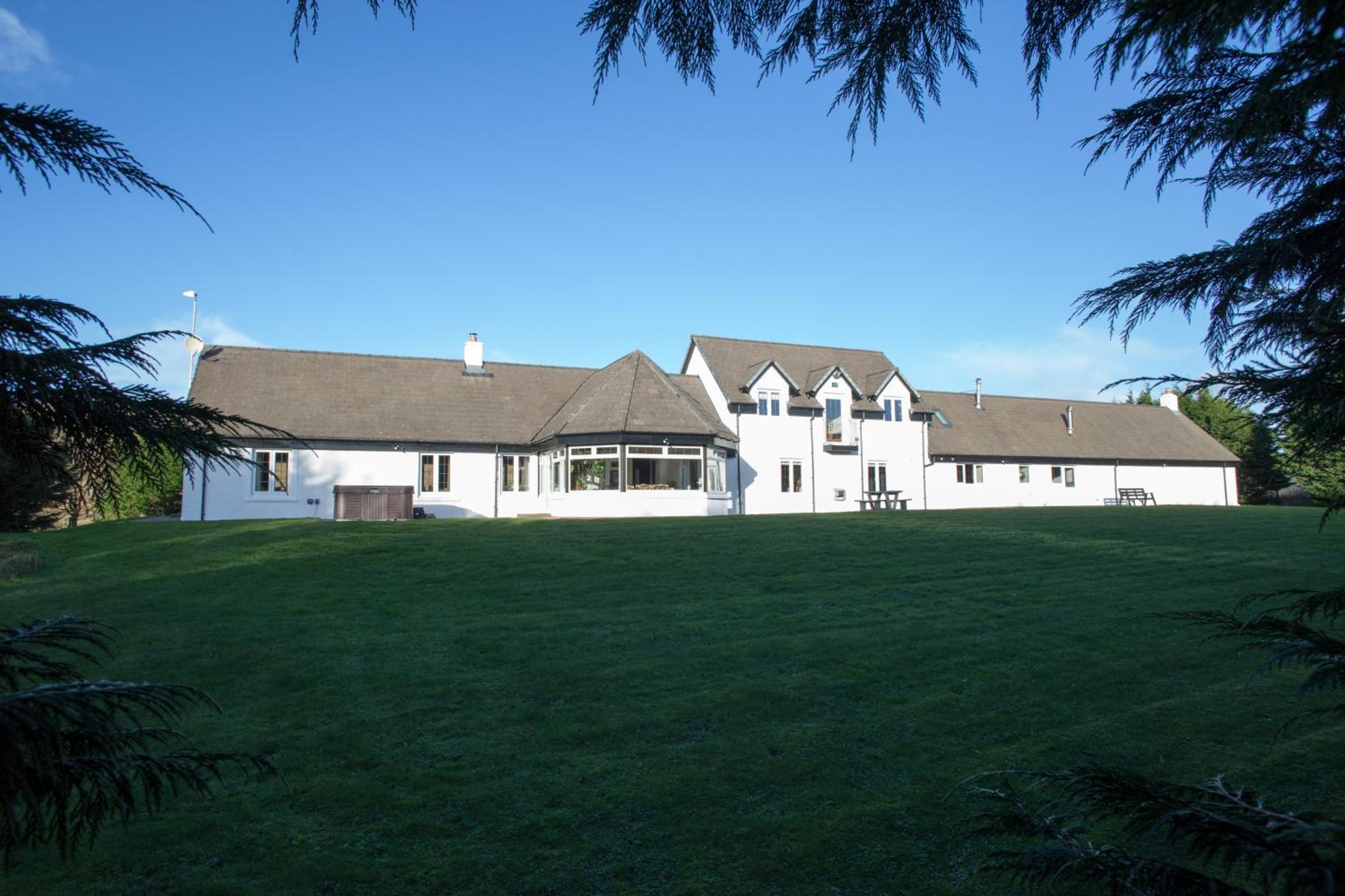 Grassyards House