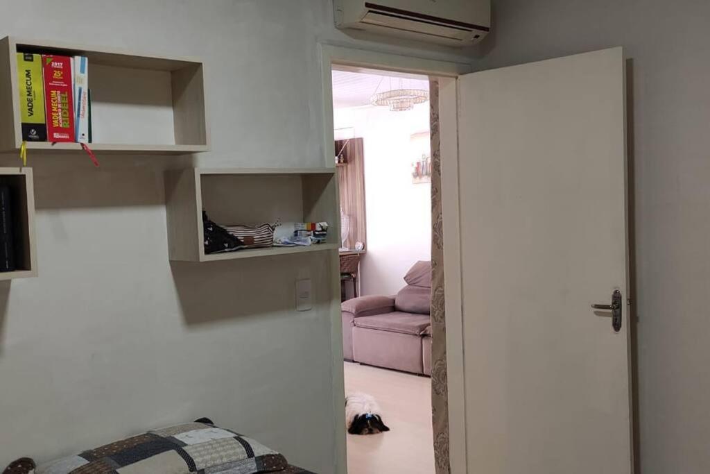 Casa com AR COND. em todos os comodos mobiliada