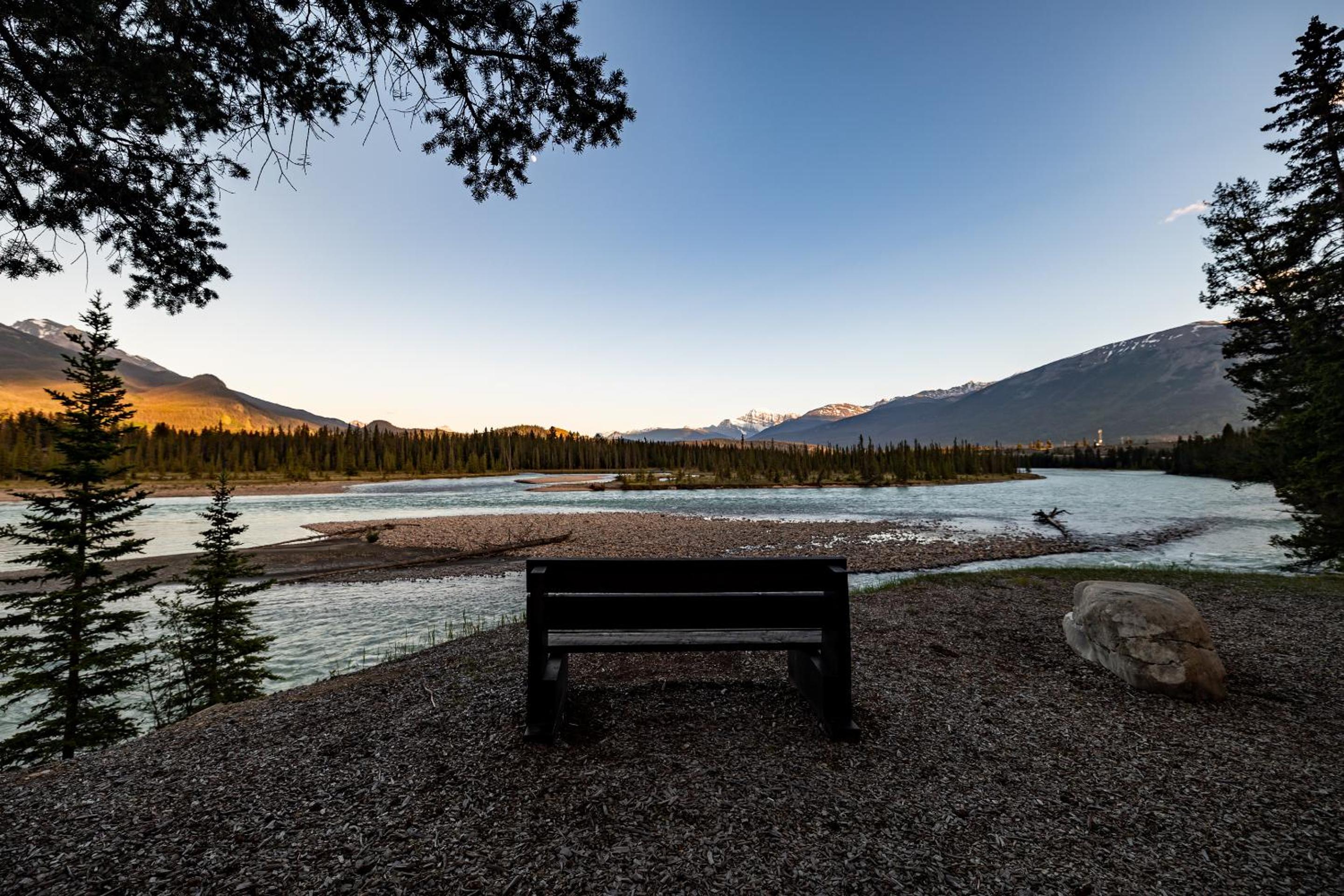 Jasper Vacations - Pine Bungalows - Property Image 4