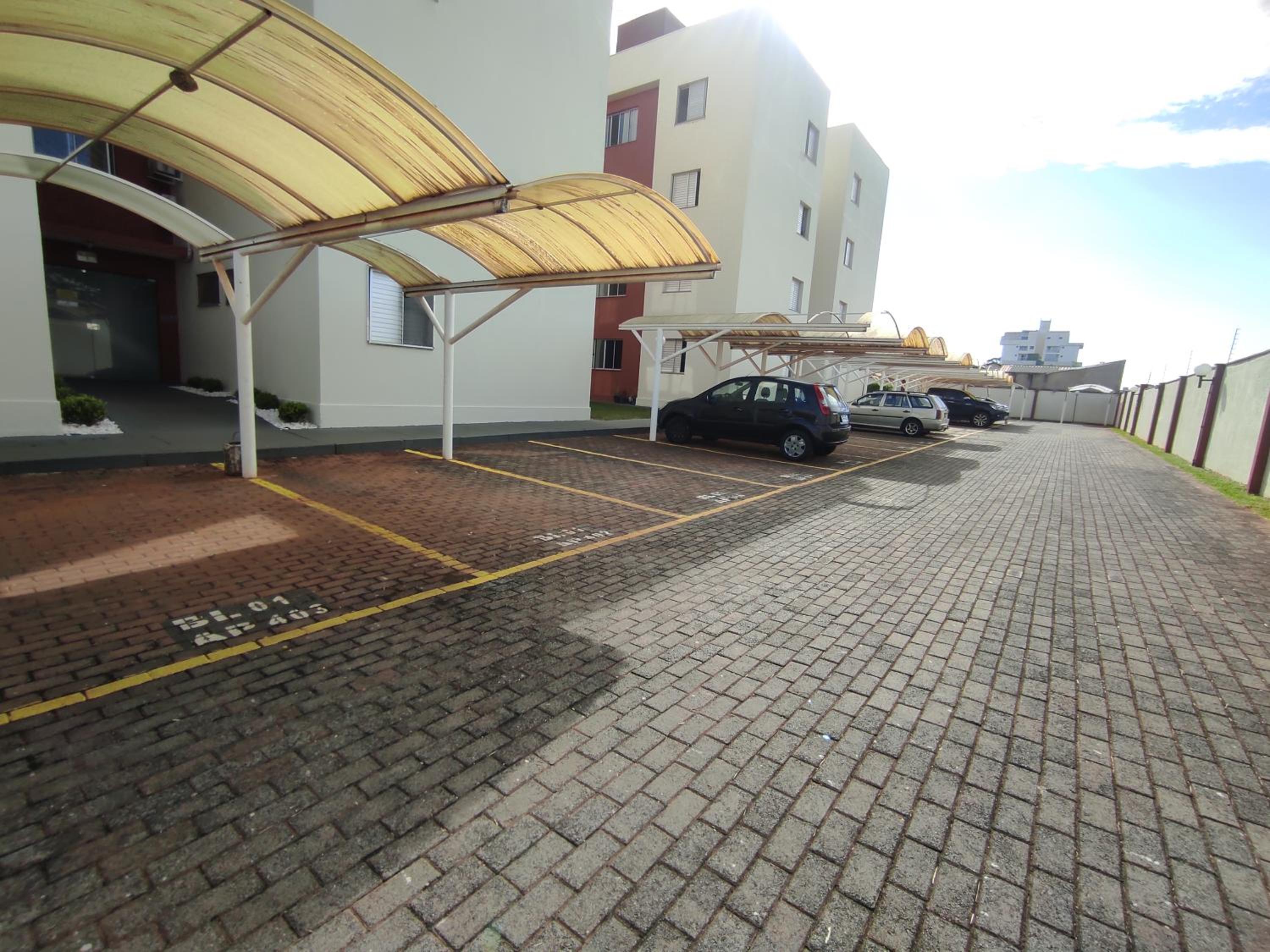 Apartamento inteiro no Alto Umuarama, próximo ao Aeroporto, Medicina e Granja Marileusa.