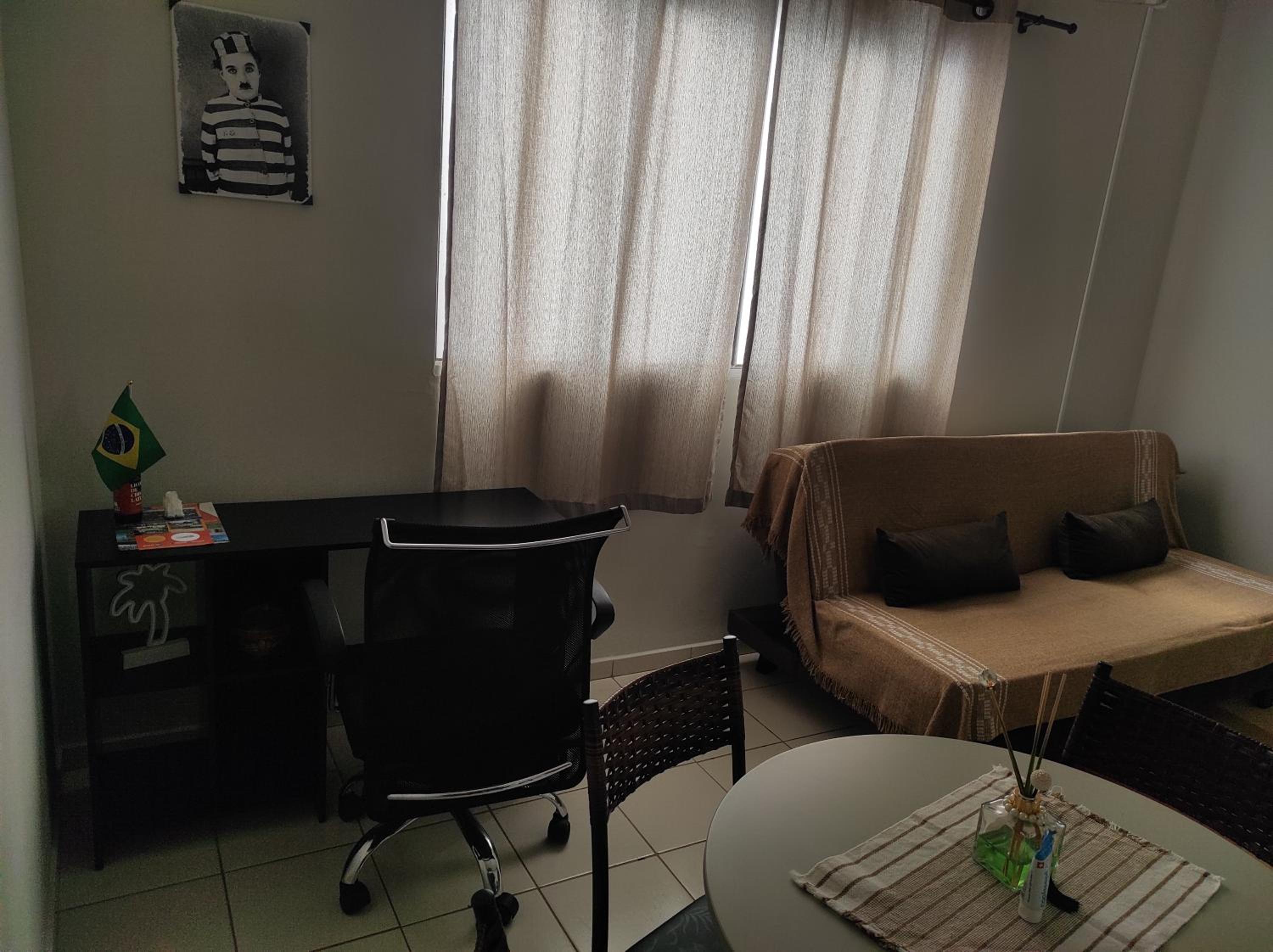 Apartamento inteiro no Alto Umuarama, próximo ao Aeroporto, Medicina e Granja Marileusa.