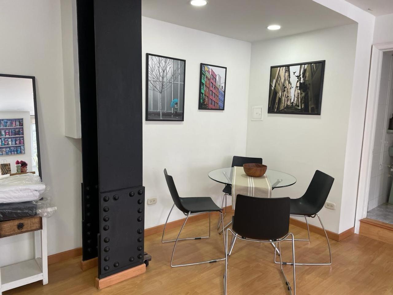 Cozy and modern flat in downtown