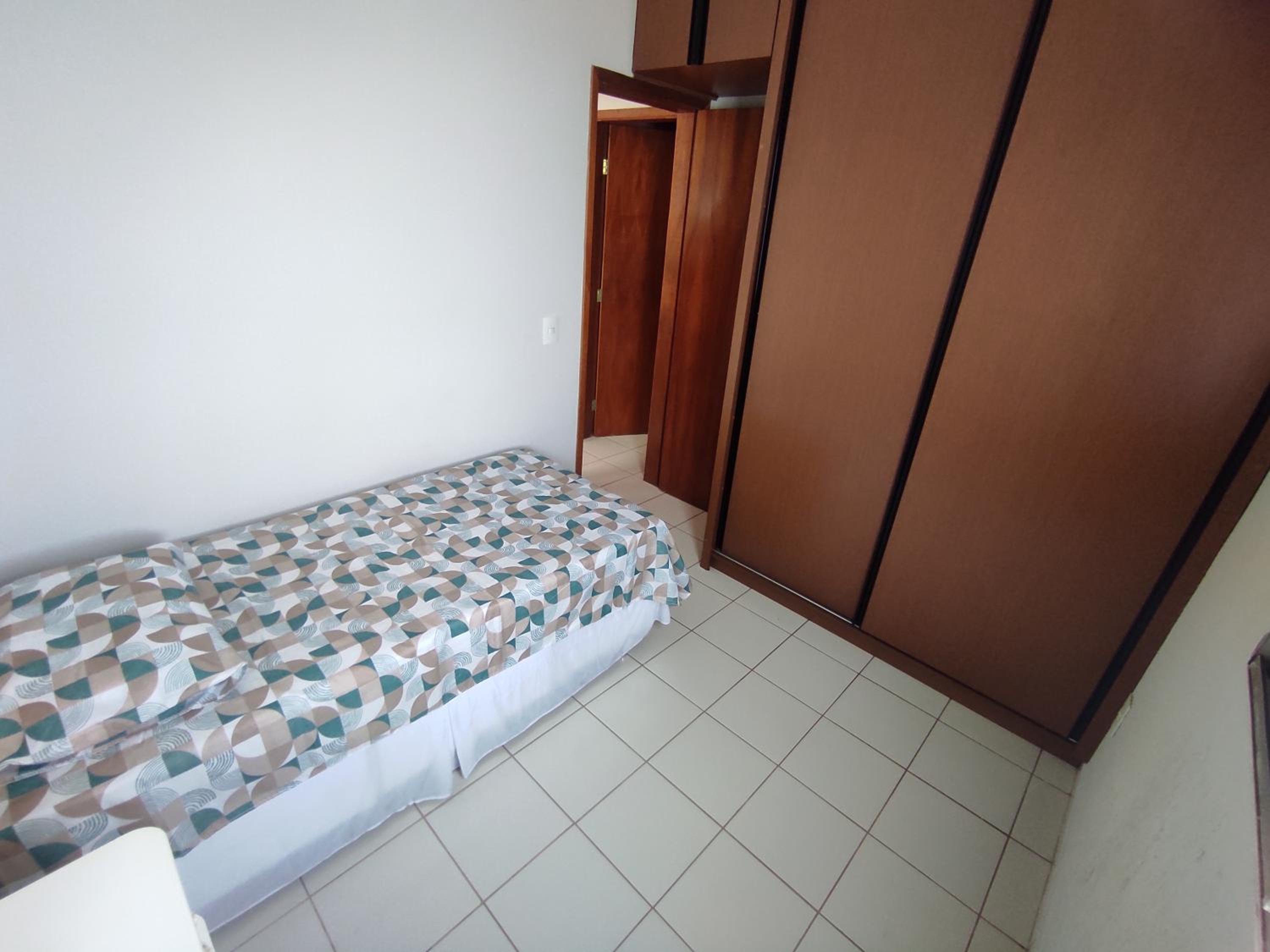 Apartamento inteiro no Alto Umuarama, próximo ao Aeroporto, Medicina e Granja Marileusa.