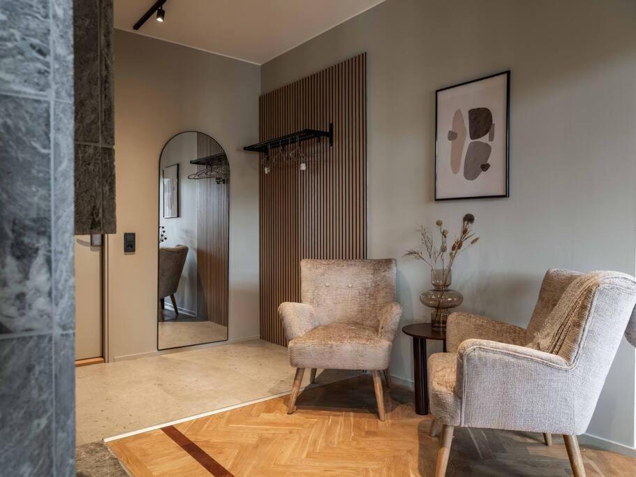 Are Ski Sanctuary Apt for 4 with Slope Access view 3