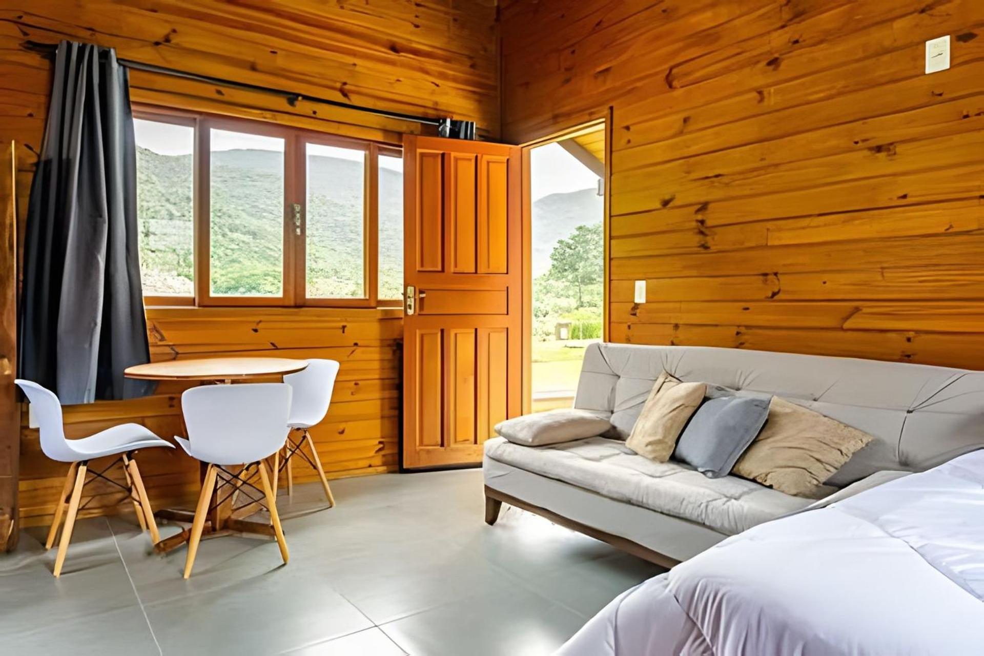 Cabanas aconchegantes. Desfrute da natureza e praia