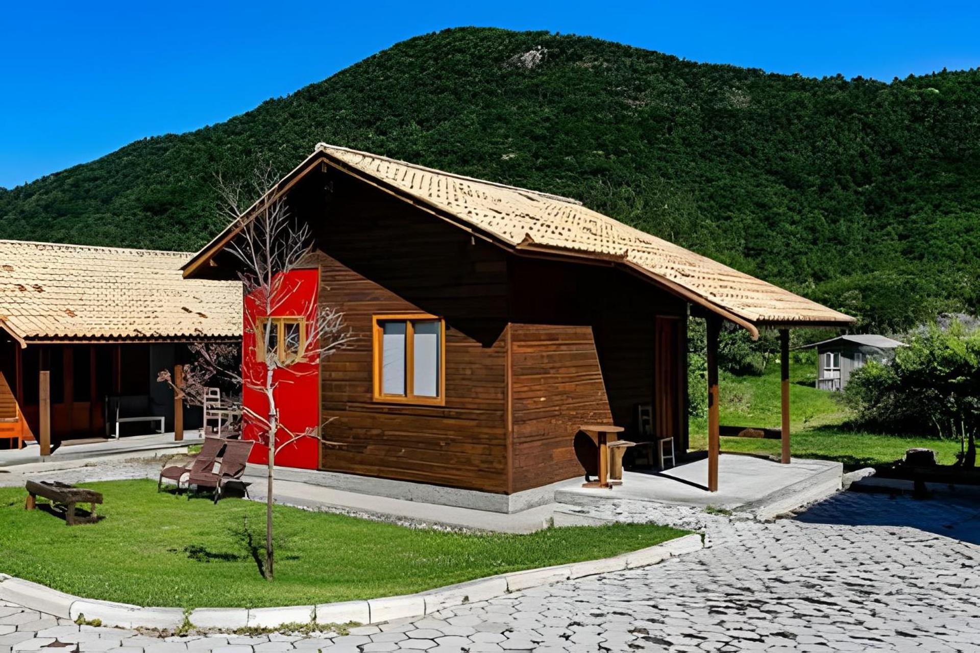 Cabanas aconchegantes. Desfrute da natureza e praia