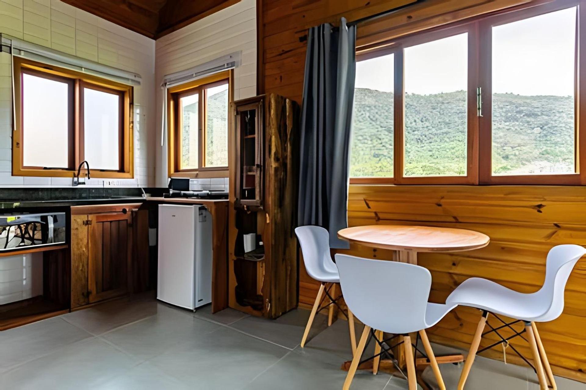 Cabanas aconchegantes. Desfrute da natureza e praia