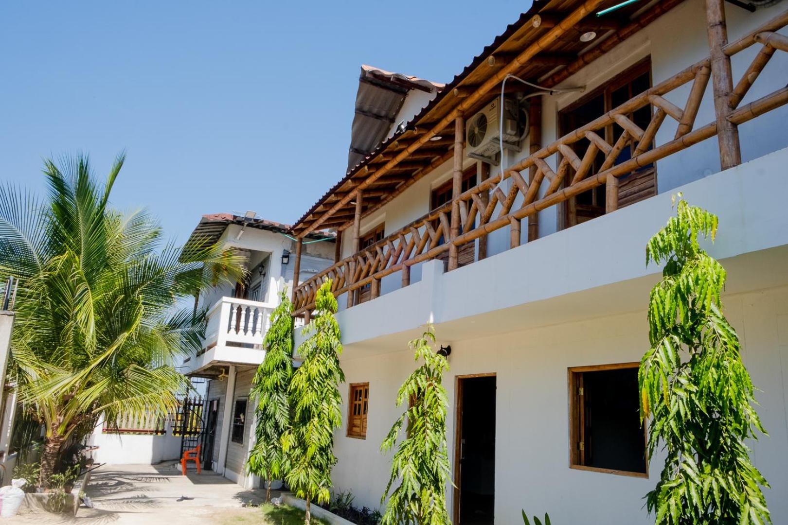 Hotel Cabañas en San Antero Bambumar2 - Image 1