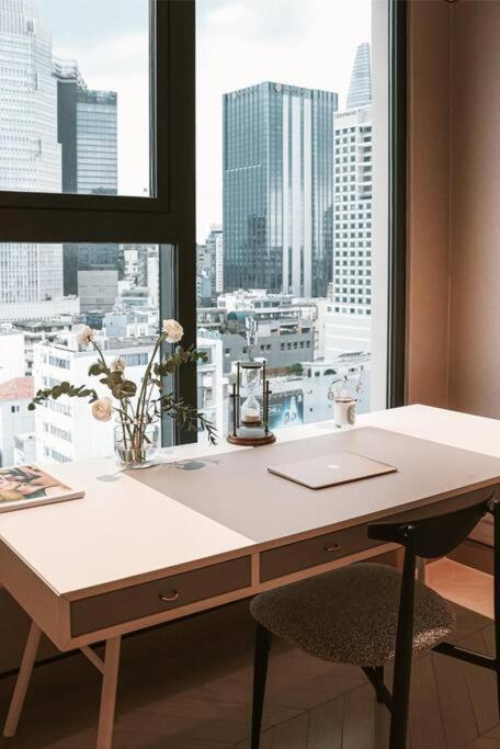 The Rixx Masterpiece Apartment@Vincom/Opera House