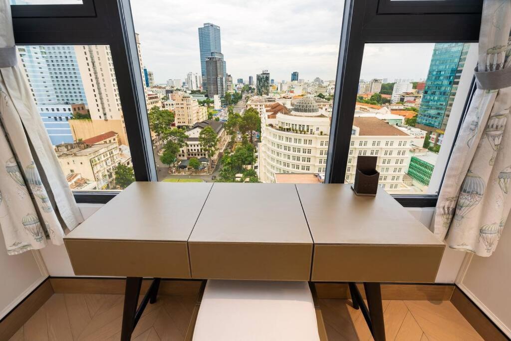 The Rixx Masterpiece Apartment@Vincom/Opera House