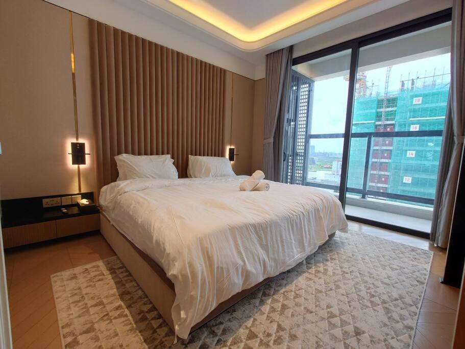 The Rixx Masterpiece Apartment@Vincom/Opera House