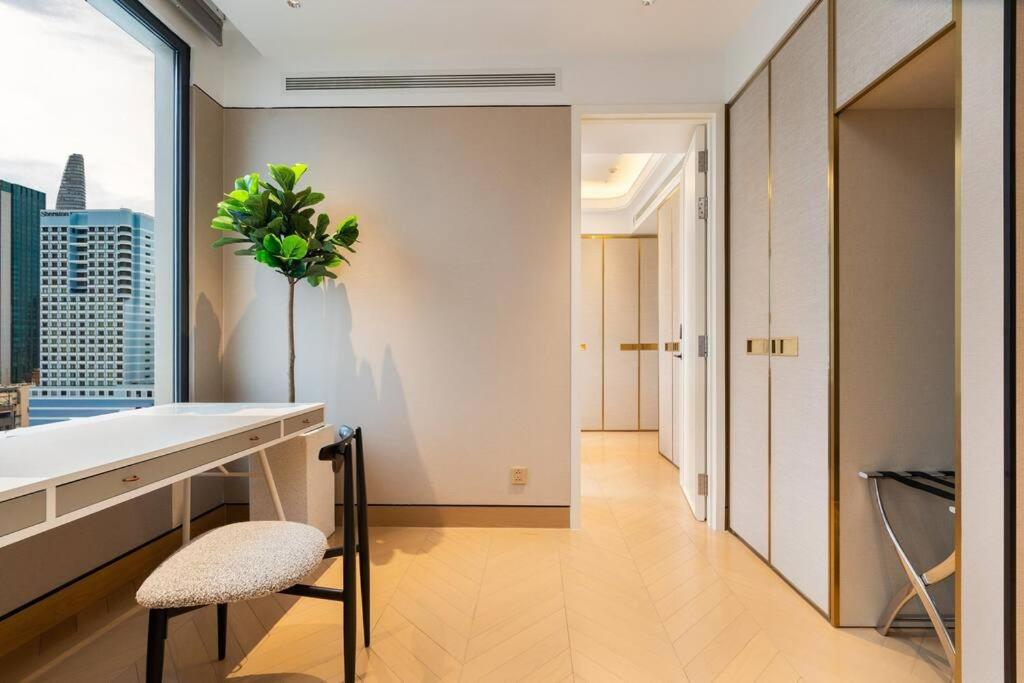 The Rixx Masterpiece Apartment@Vincom/Opera House