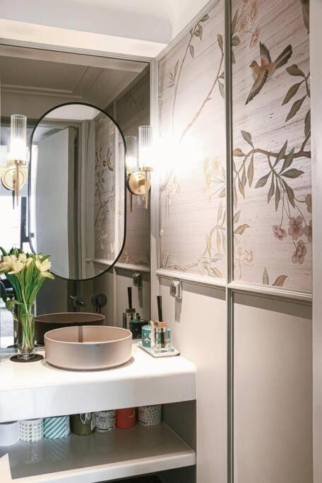 The Rixx Masterpiece Apartment@Vincom/Opera House